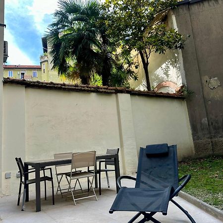 Lr Deluxe Apartments - Porta Venezia - Bilocale Con Giardino Privato ミラノ エクステリア 写真