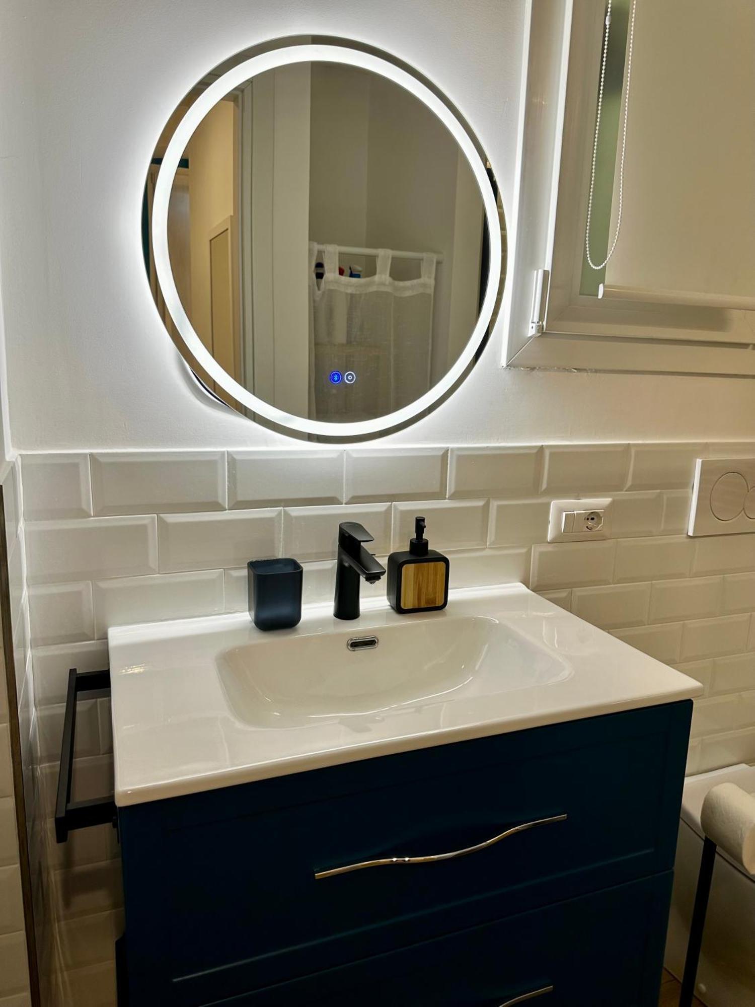 Lr Deluxe Apartments - Porta Venezia - Bilocale Con Giardino Privato ミラノ エクステリア 写真