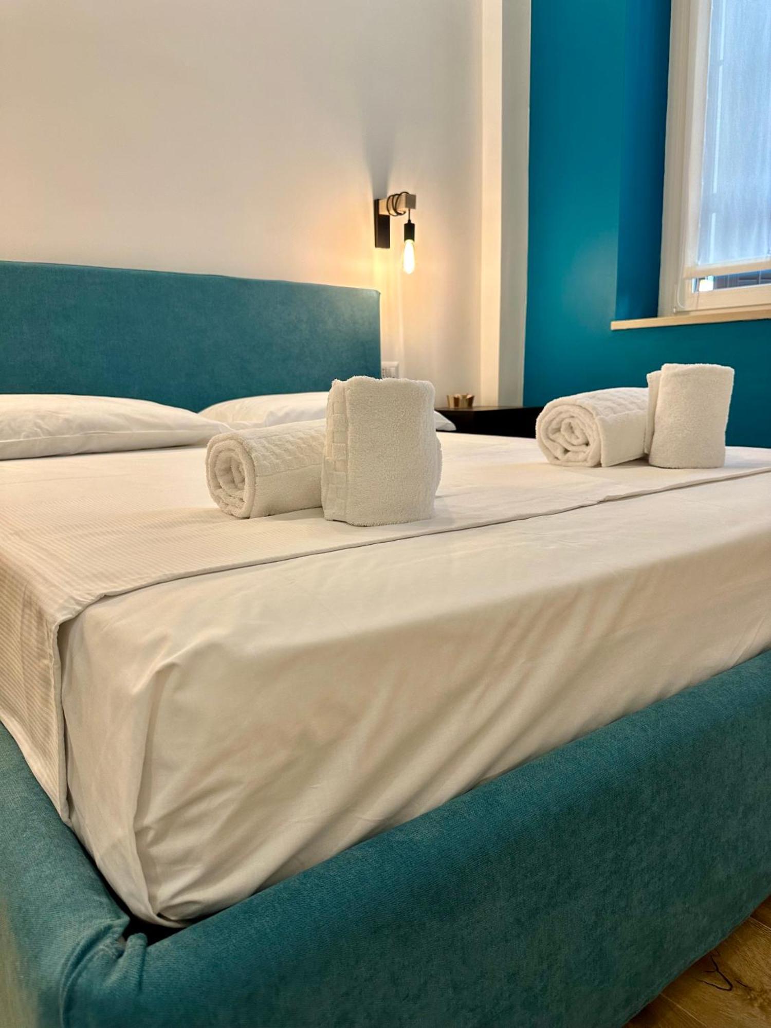 Lr Deluxe Apartments - Porta Venezia - Bilocale Con Giardino Privato ミラノ エクステリア 写真