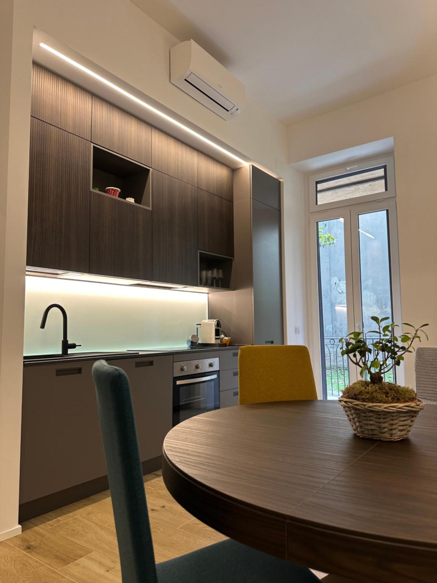 Lr Deluxe Apartments - Porta Venezia - Bilocale Con Giardino Privato ミラノ エクステリア 写真
